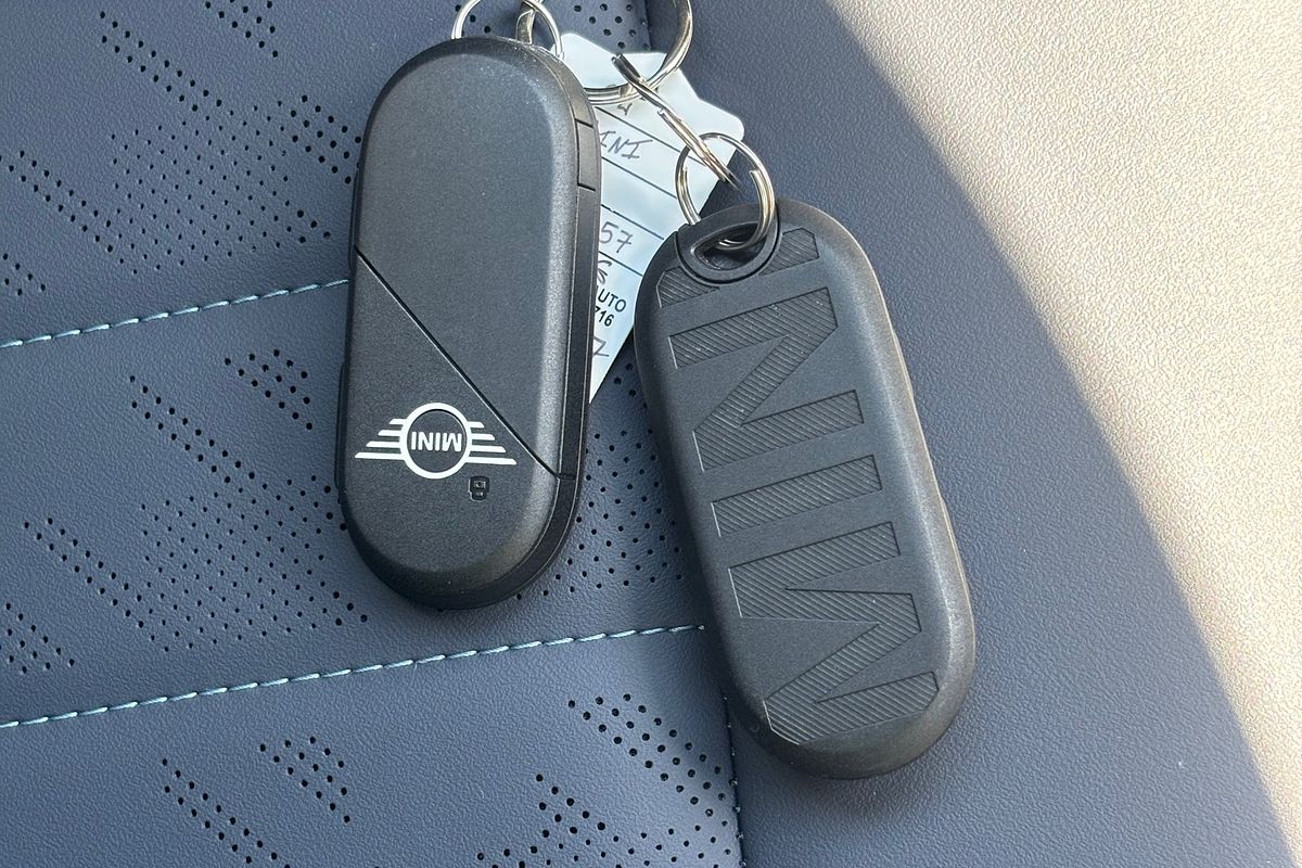 2024 MINI Hatch S CLASSIC F66