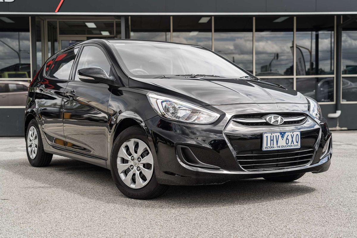 2016 Hyundai Accent Active RB4