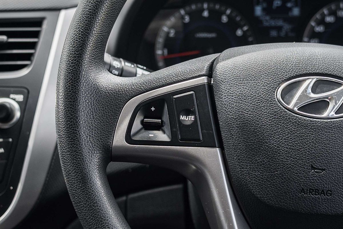 2016 Hyundai Accent Active RB4