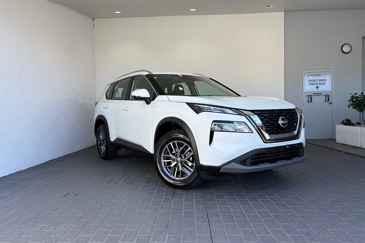 2025 Nissan X-TRAIL ST T33