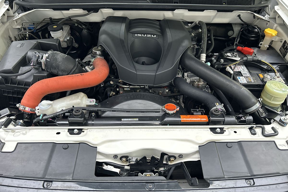 2020 Isuzu MU-X LS-T