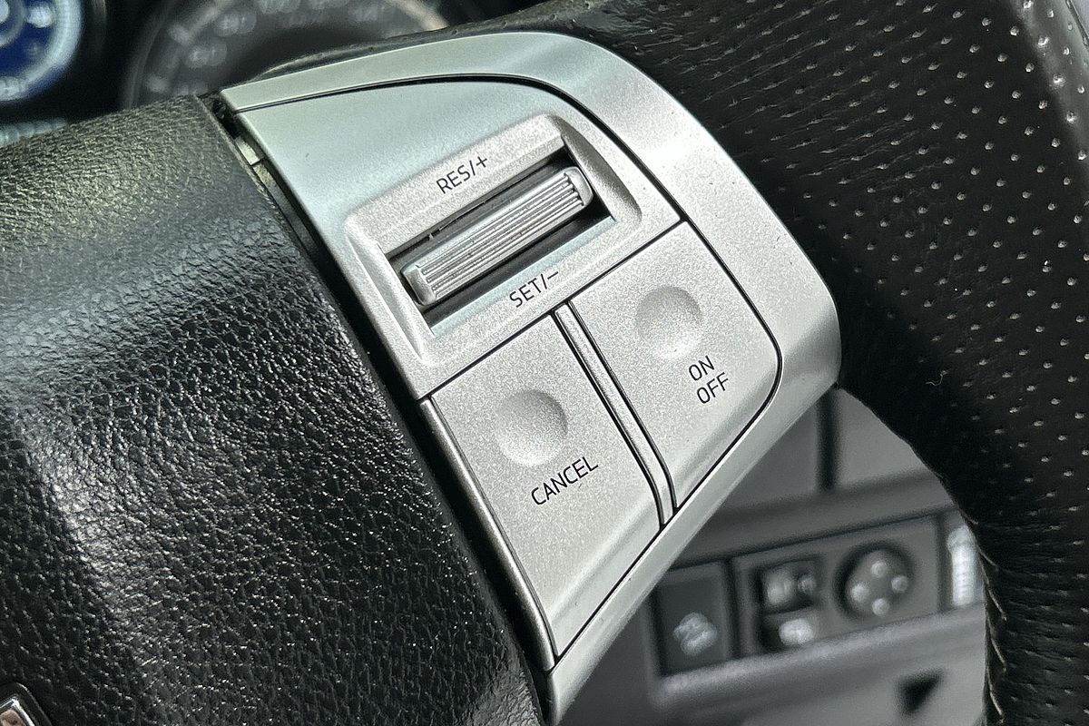 2020 Isuzu MU-X LS-T