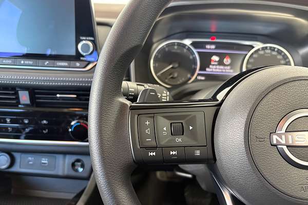 2025 Nissan X-TRAIL ST T33