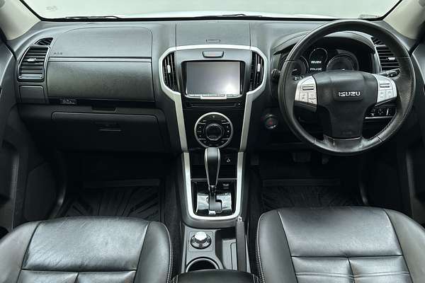 2020 Isuzu MU-X LS-T