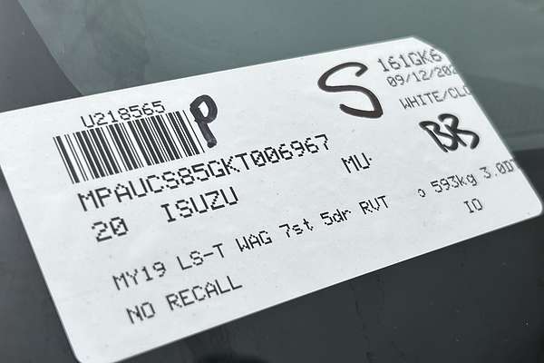 2020 Isuzu MU-X LS-T