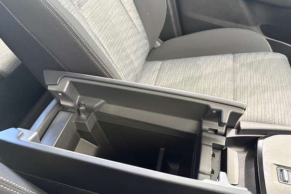 2025 Nissan X-TRAIL ST T33