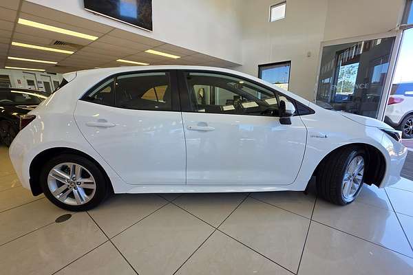 2020 Toyota Corolla Ascent Sport Hybrid ZWE211R