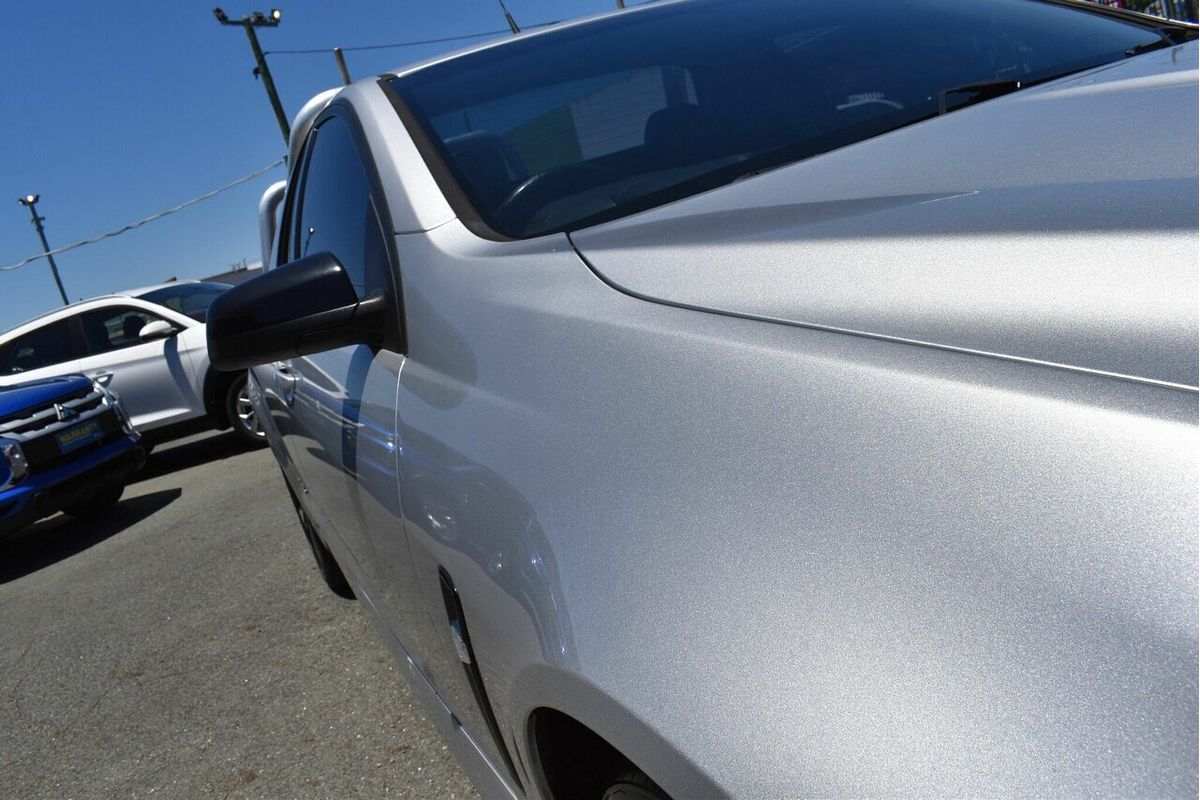 2016 Holden Ute SV6 Black VF Series II Rear Wheel Drive