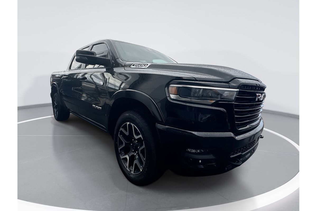 2025 RAM 1500 Laramie Sport Hurricane SO RamBox DT 4X4 SWB