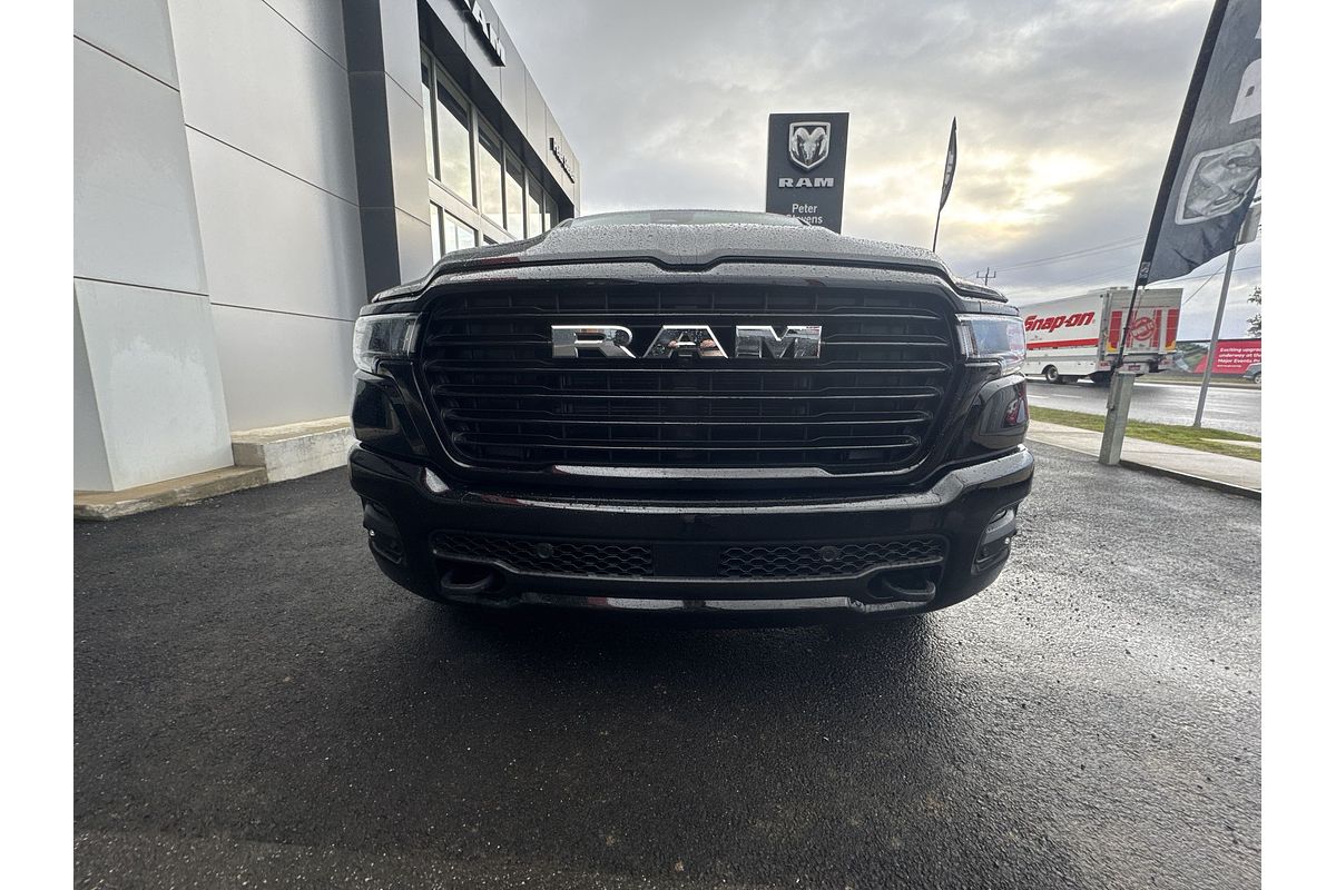 2025 RAM 1500 Laramie Sport Hurricane SO RamBox DT 4X4 SWB