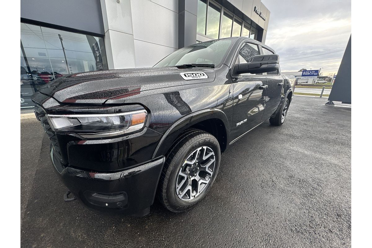 2025 RAM 1500 Laramie Sport Hurricane SO RamBox DT 4X4 SWB