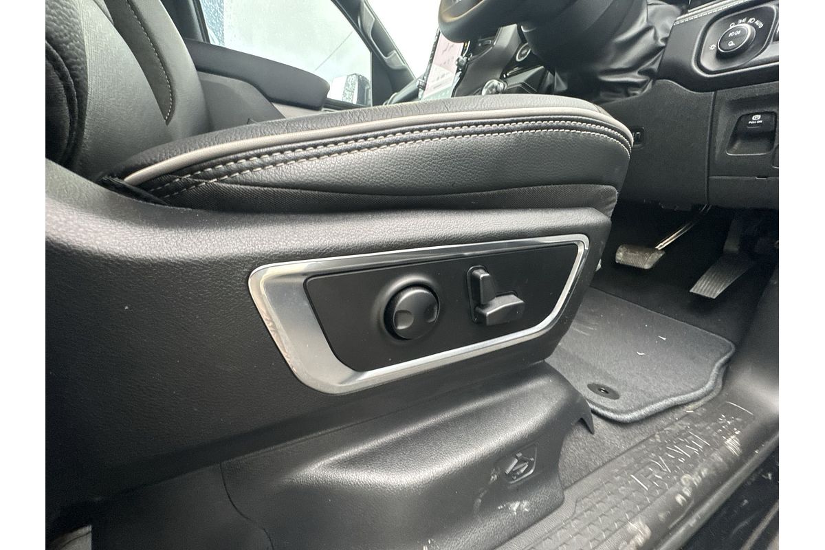 2025 RAM 1500 Laramie Sport Hurricane SO RamBox DT 4X4 SWB