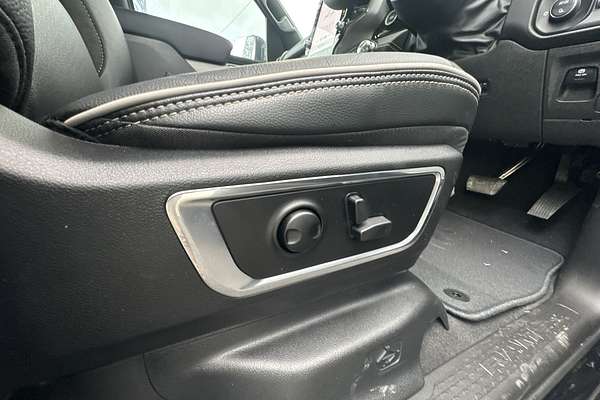 2025 RAM 1500 Laramie Sport Hurricane SO RamBox DT 4X4 SWB