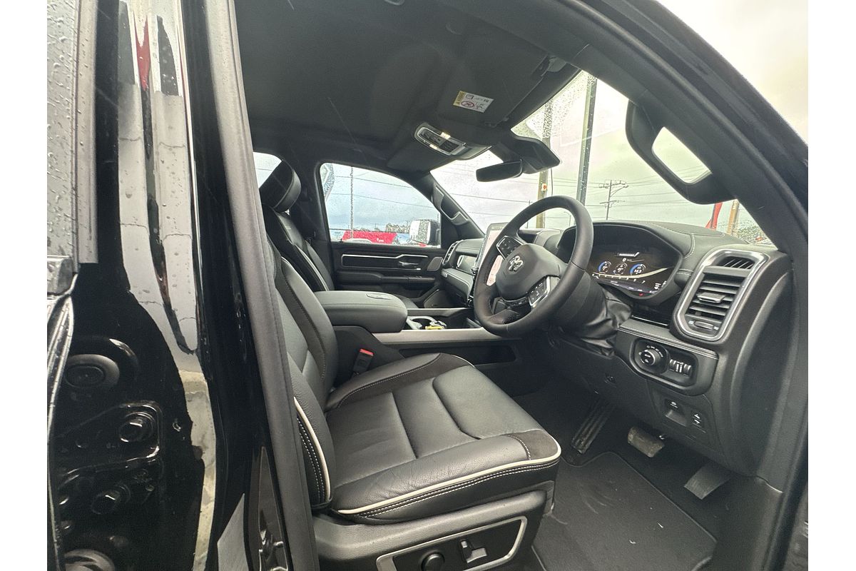 2025 RAM 1500 Laramie Sport Hurricane SO RamBox DT 4X4 SWB