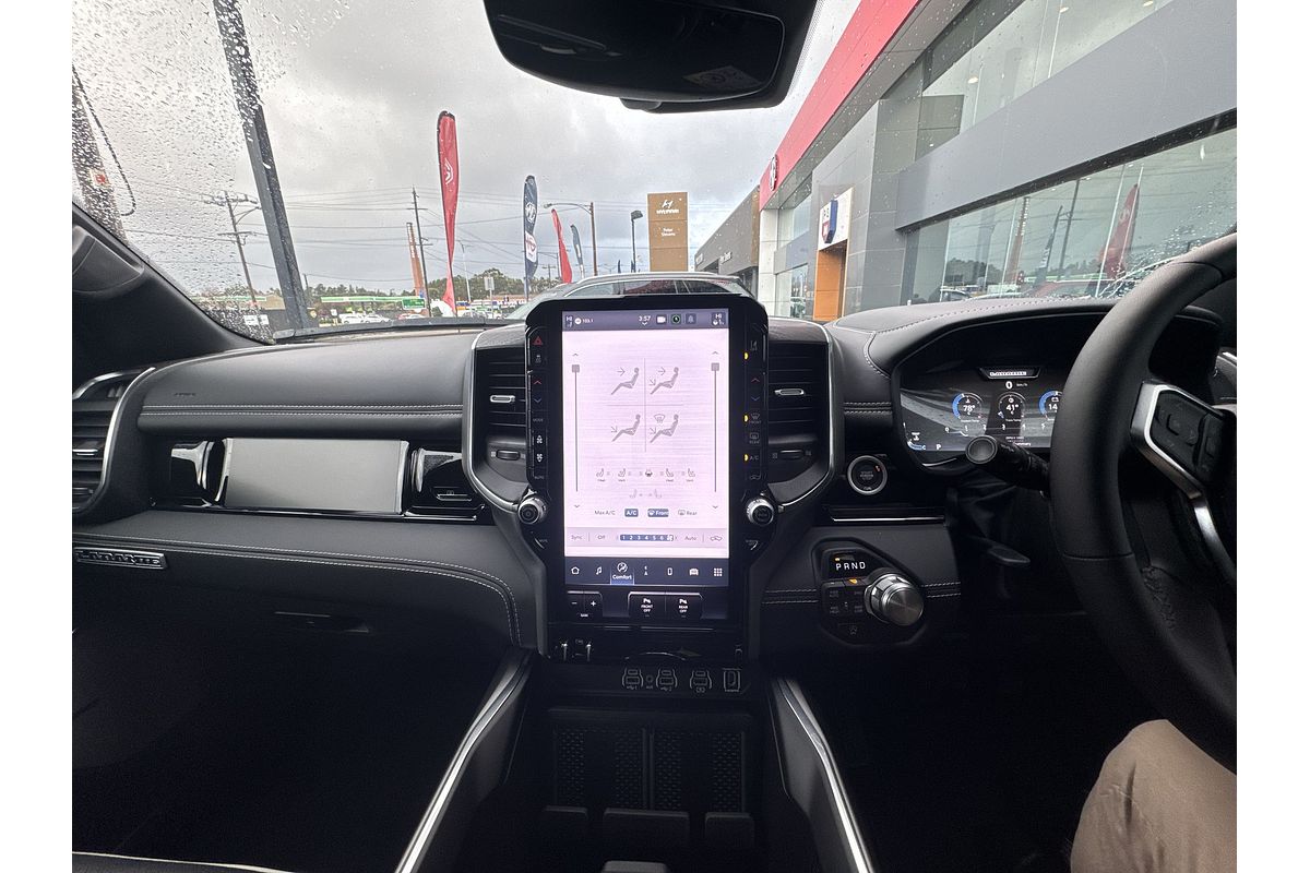 2025 RAM 1500 Laramie Sport Hurricane SO RamBox DT 4X4 SWB