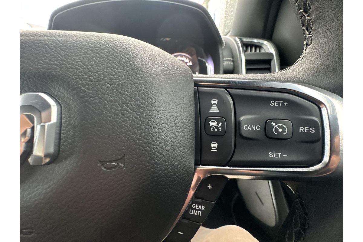 2025 RAM 1500 Laramie Sport Hurricane SO RamBox DT 4X4 SWB