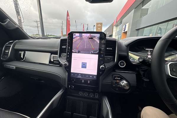 2025 RAM 1500 Laramie Sport Hurricane SO RamBox DT 4X4 SWB