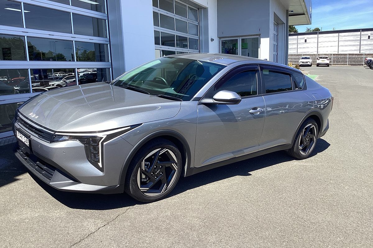 2024 Kia K4 Sport+ CL4m