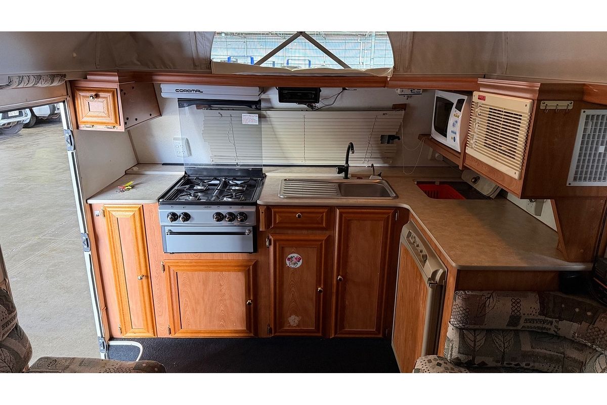 2002 Coromal Ex-Cel 505 Pop Top
