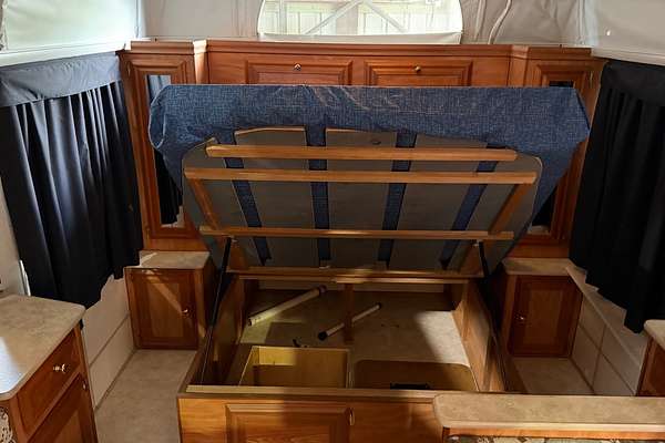 2002 Coromal Ex-Cel 505 Pop Top