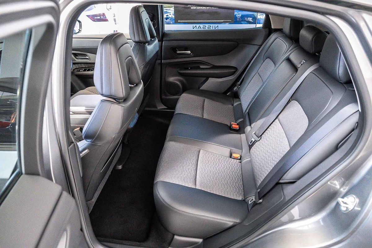 2025 Nissan Ariya Advance FE0