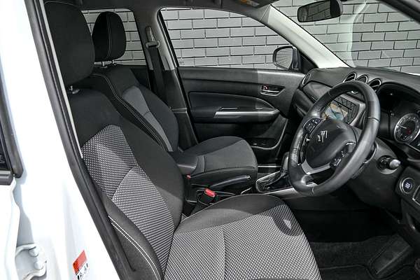 2024 Suzuki Vitara LY Series II