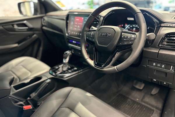 2025 Isuzu D-MAX X-TERRAIN 4X4