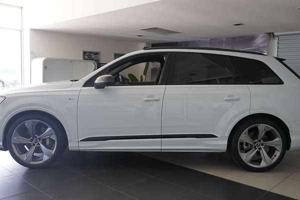2021 Audi Q7 50 TDI S line 4M
