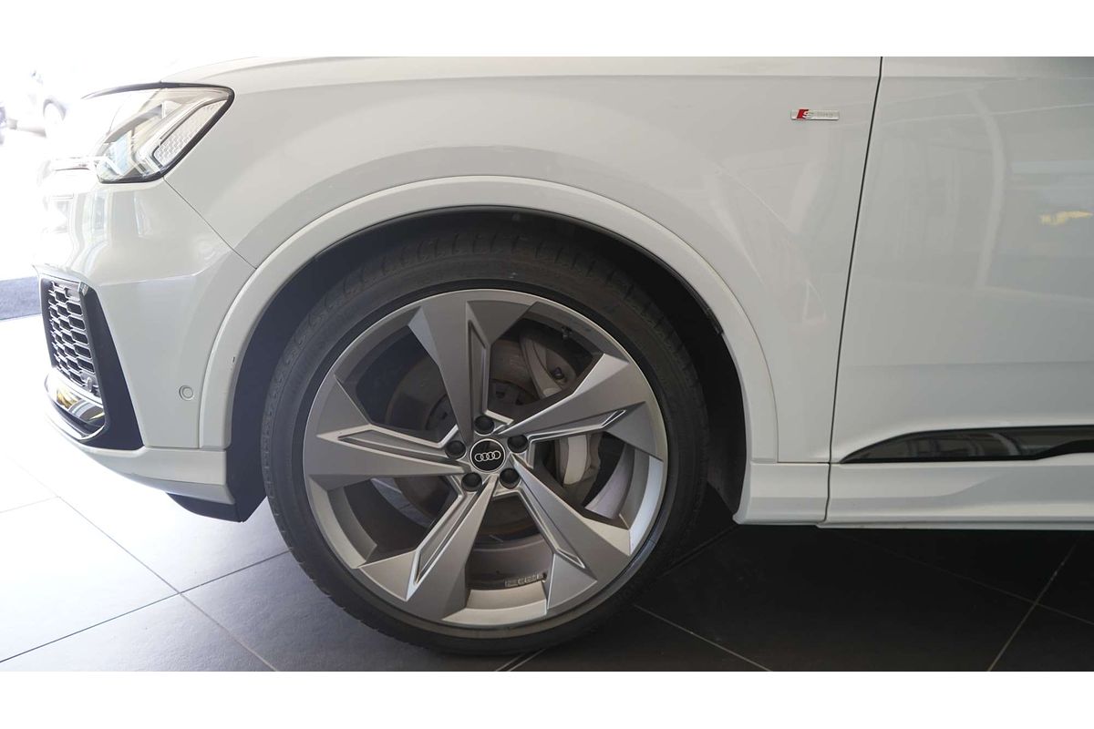 2021 Audi Q7 50 TDI S line 4M