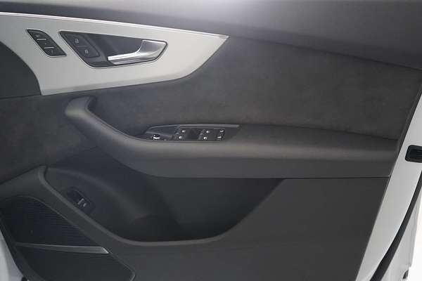 2021 Audi Q7 50 TDI S line 4M