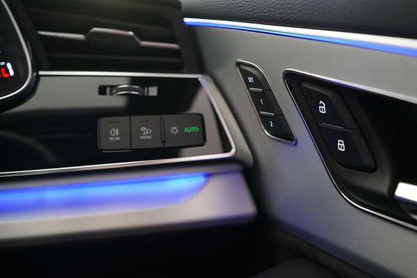 2021 Audi Q7 50 TDI S line 4M