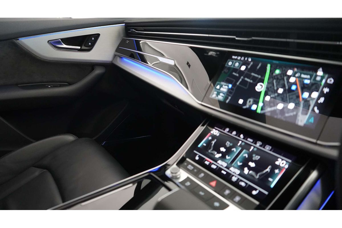 2021 Audi Q7 50 TDI S line 4M