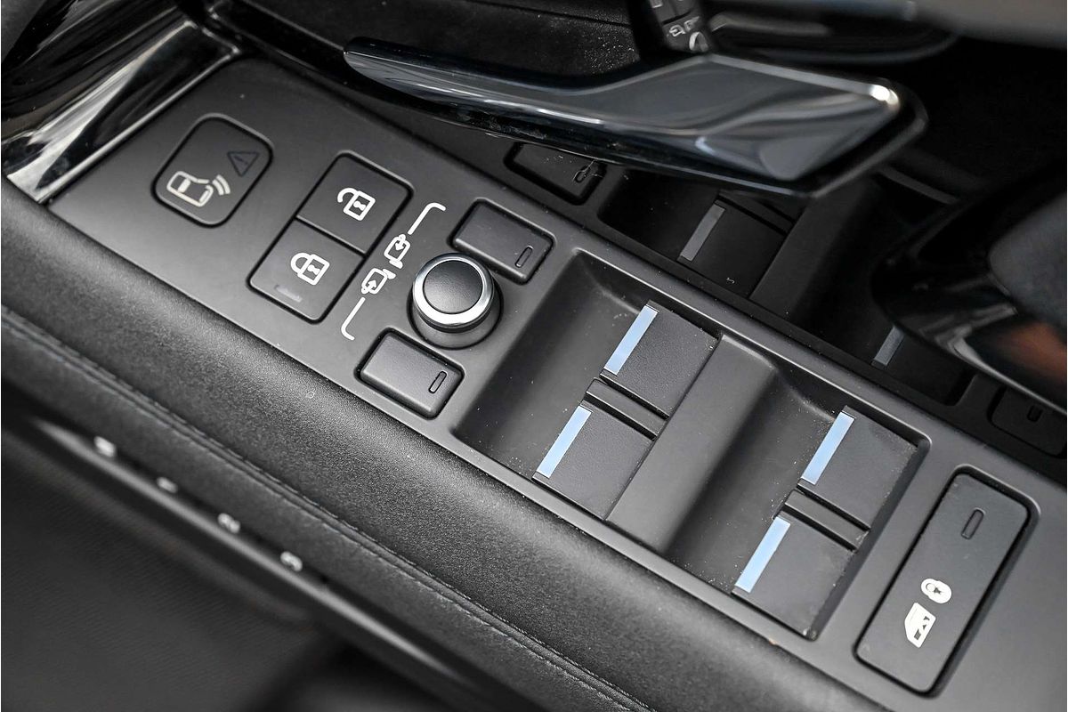 2021 Land Rover Range Rover Evoque P250 R-Dynamic SE L551