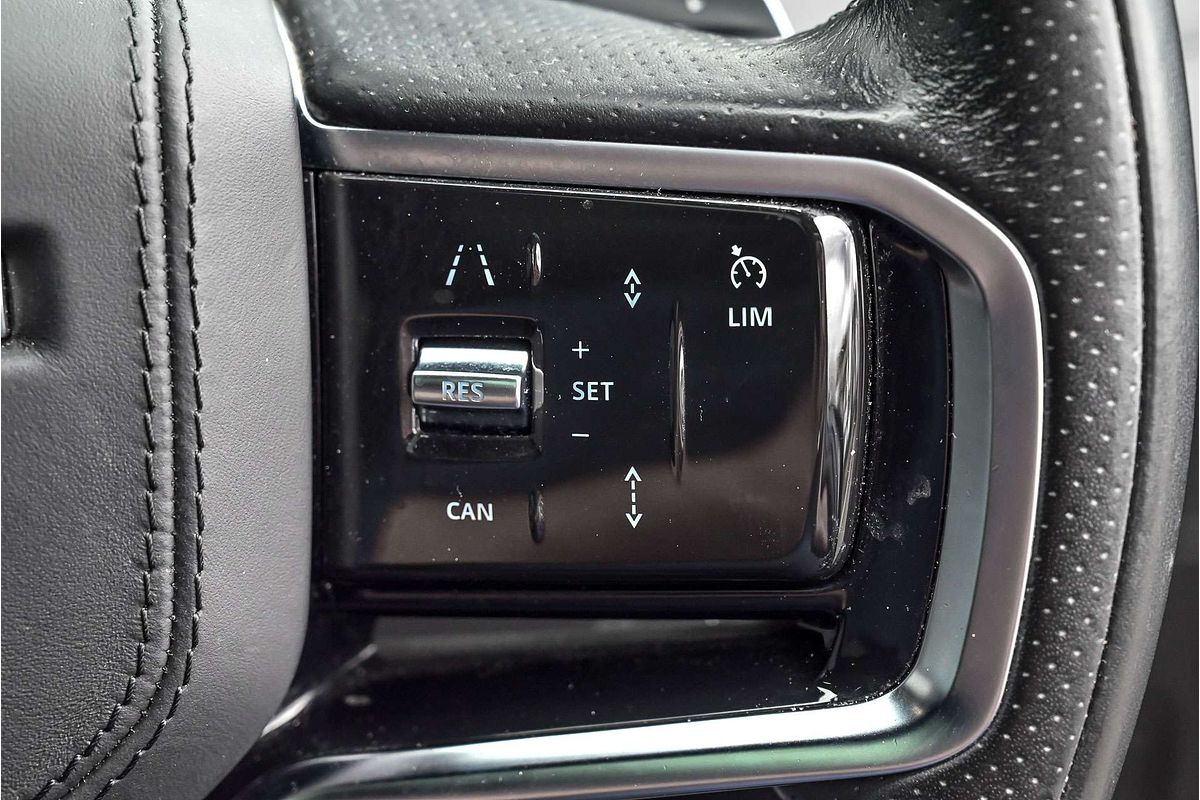 2021 Land Rover Range Rover Evoque P250 R-Dynamic SE L551