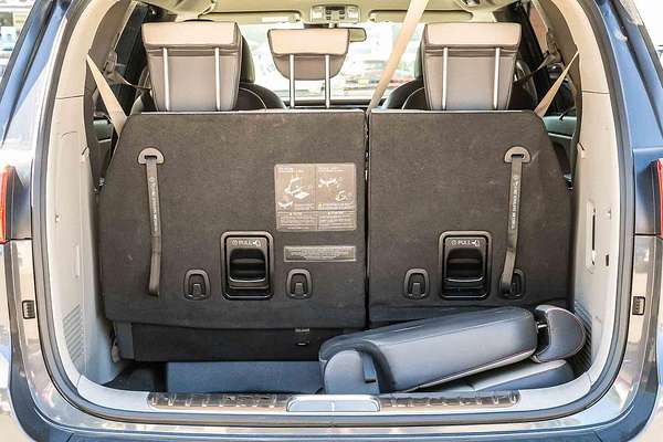 2016 Kia Carnival Platinum YP