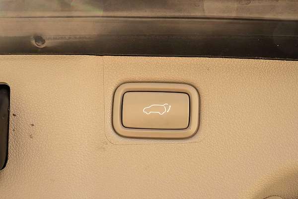 2016 Kia Carnival Platinum YP