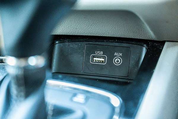 2016 Kia Carnival Platinum YP