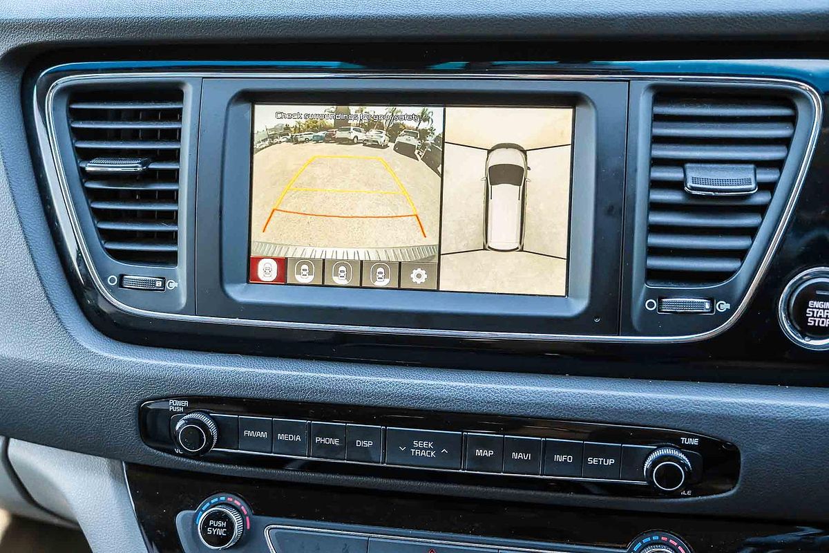 2016 Kia Carnival Platinum YP