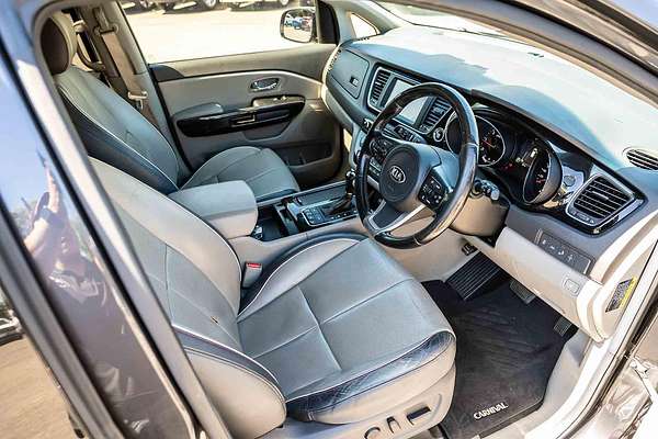 2016 Kia Carnival Platinum YP
