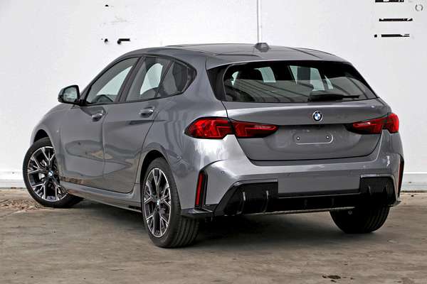 2025 BMW 1 Series 118 Sport Collection F70