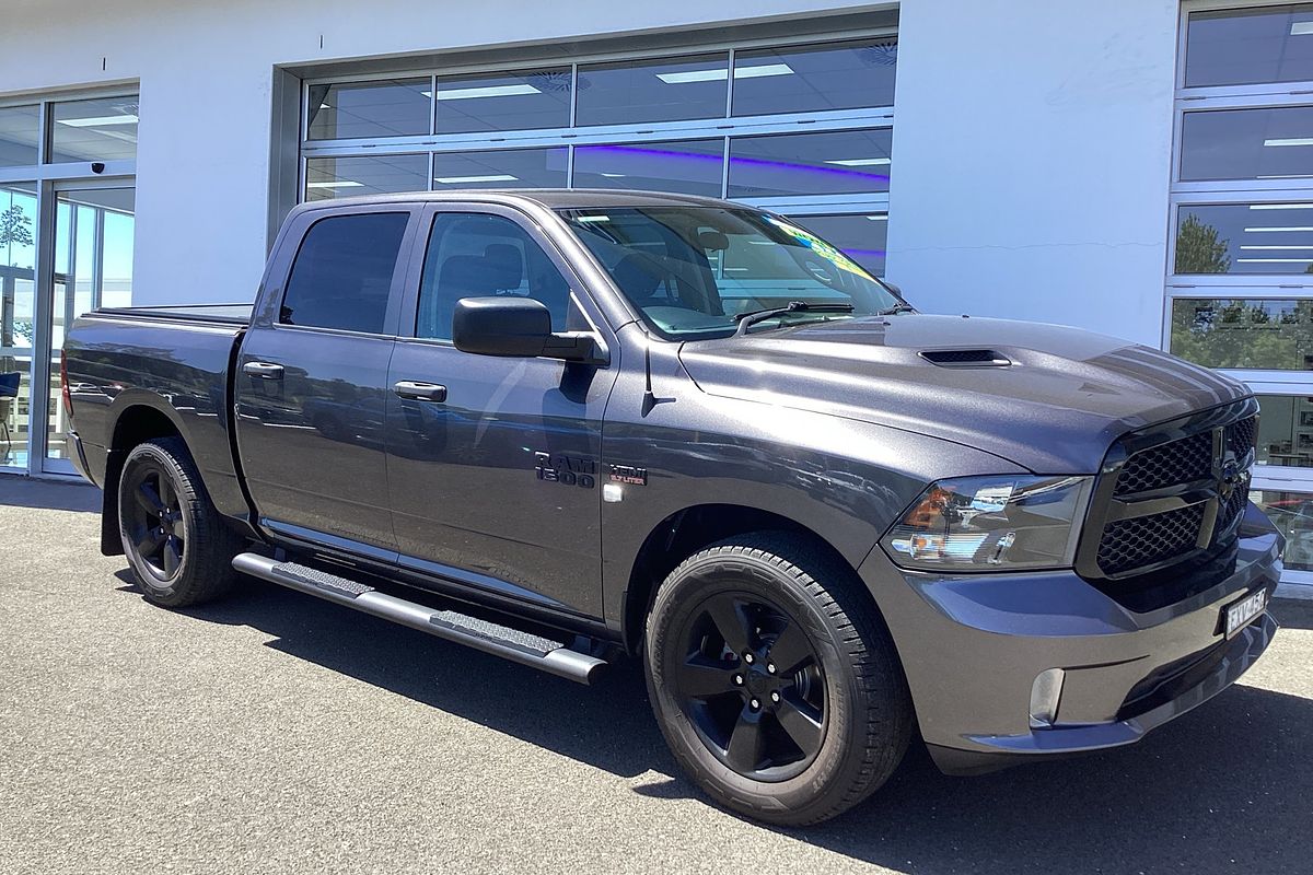 2022 RAM 1500 Express DS 4X4 SWB
