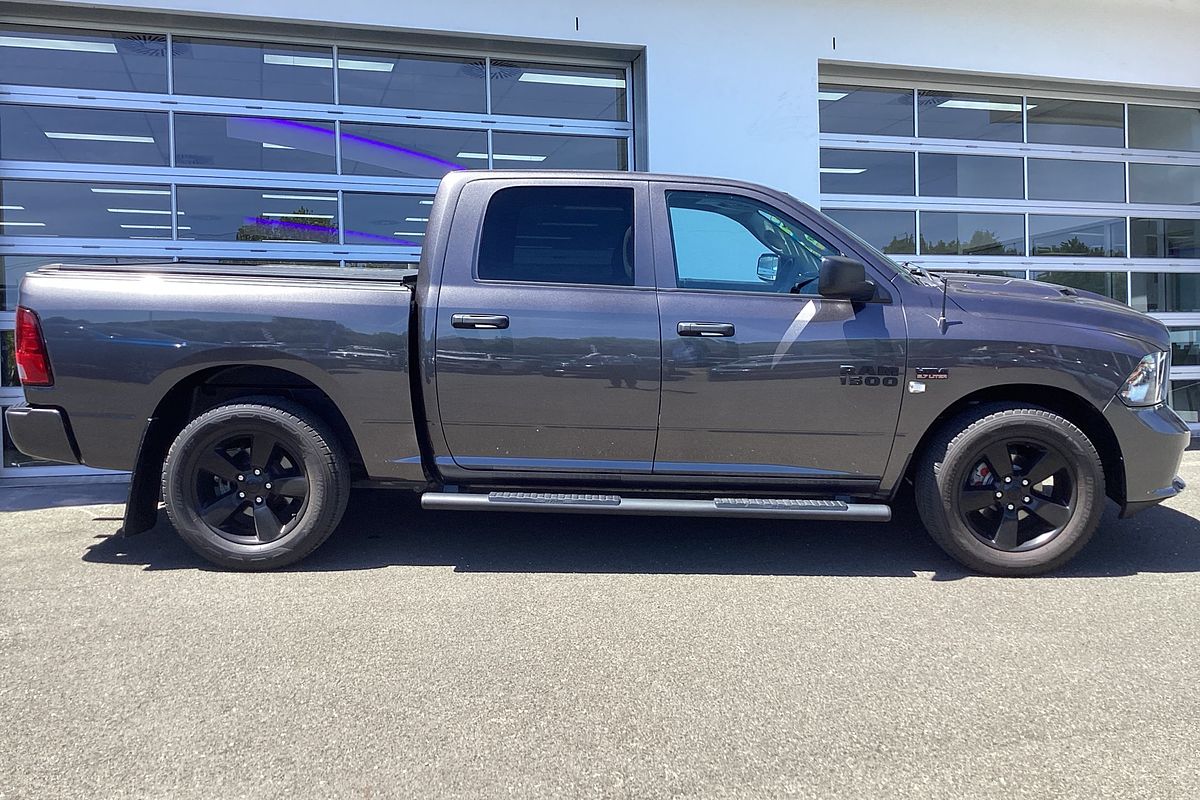 2022 RAM 1500 Express DS 4X4 SWB