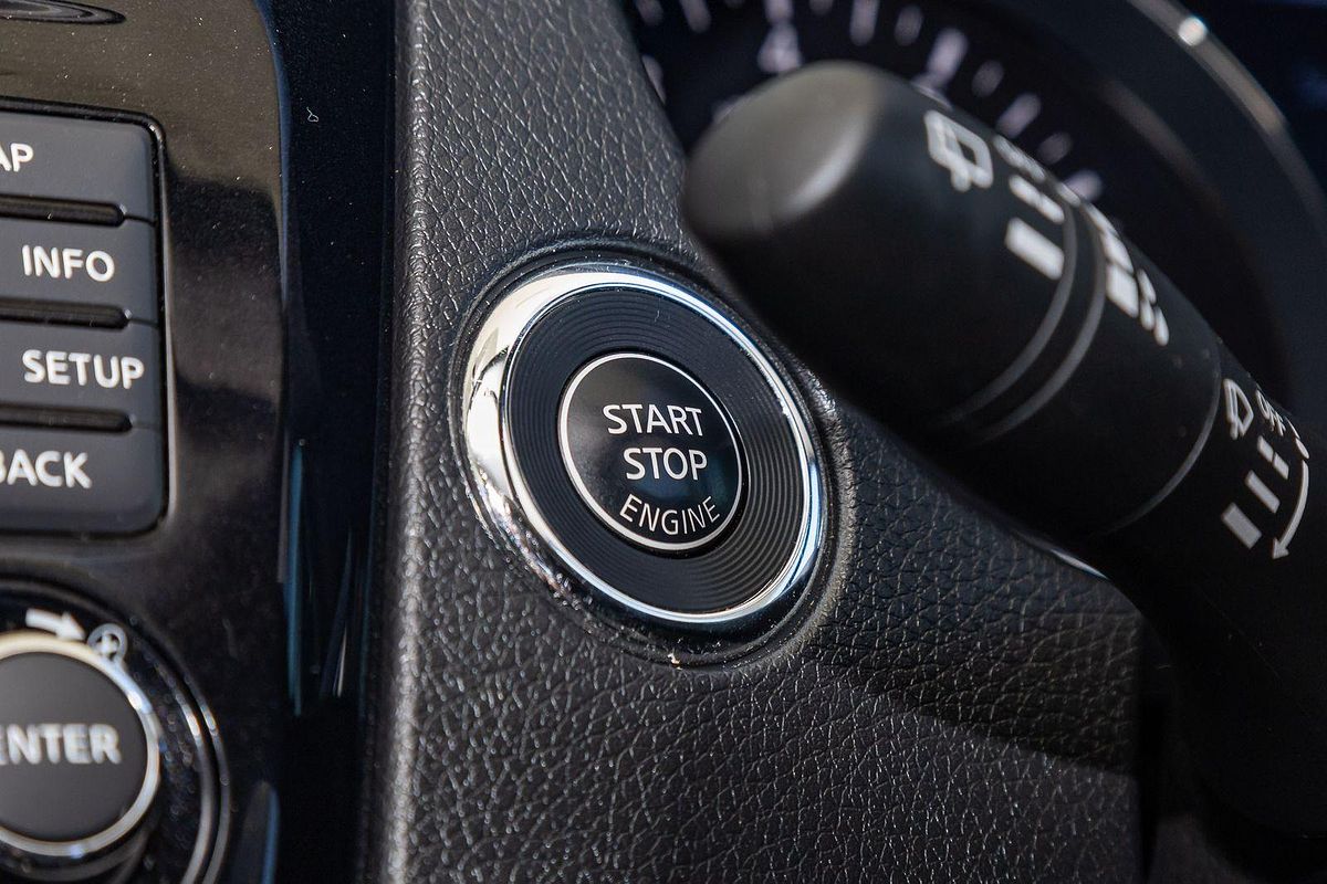 2014 Nissan X-TRAIL ST-L T32