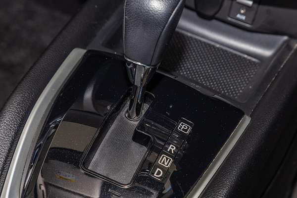 2014 Nissan X-TRAIL ST-L T32