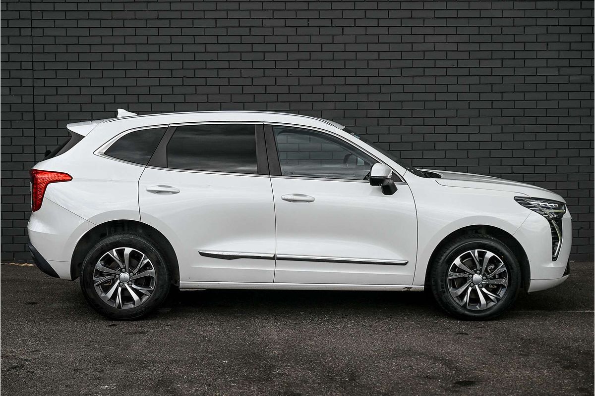 2022 GWM Haval Jolion Lux A01