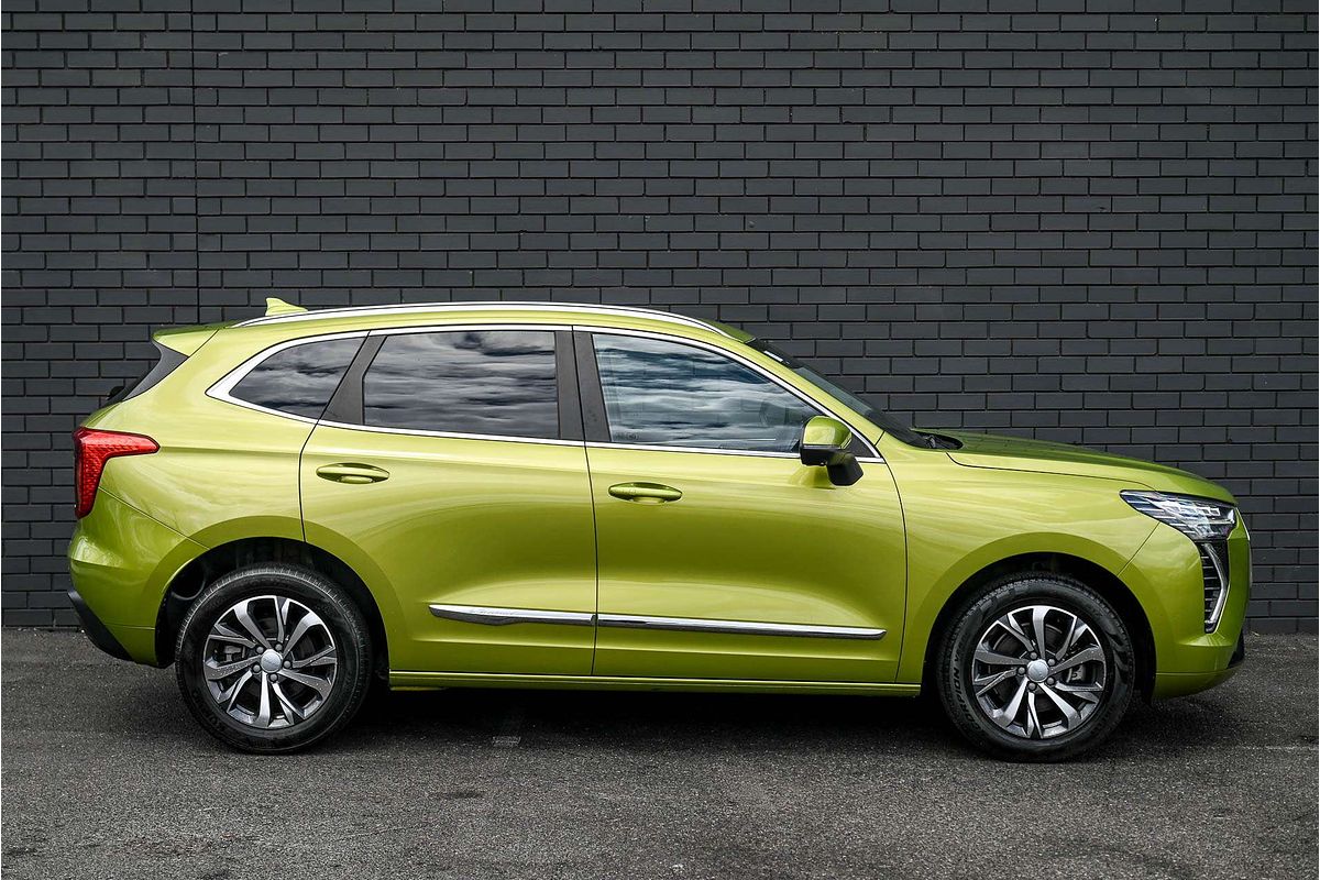 2022 GWM Haval Jolion Lux A01