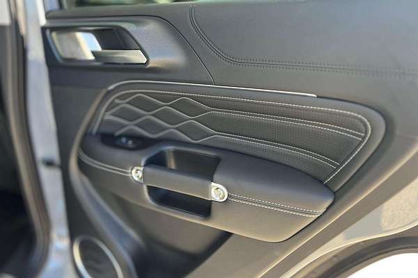 2025 GWM Tank 300 Ultra P01