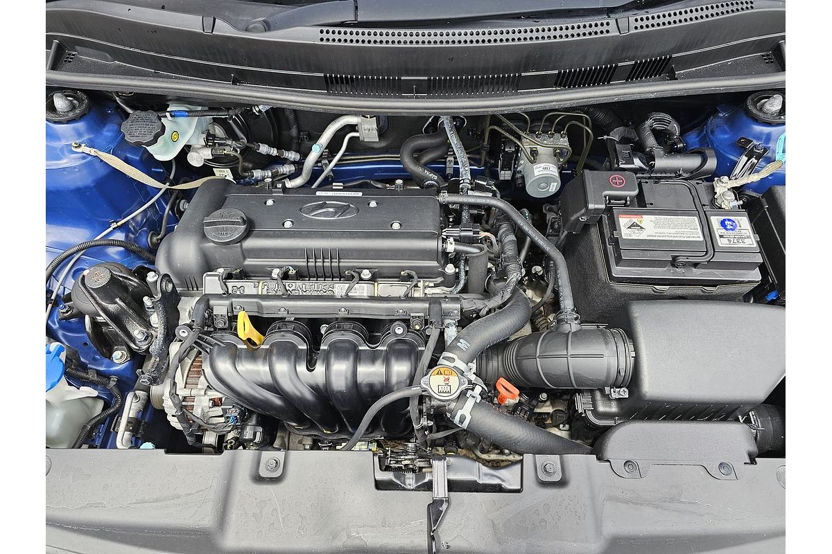 2014 Hyundai Accent Active RB2