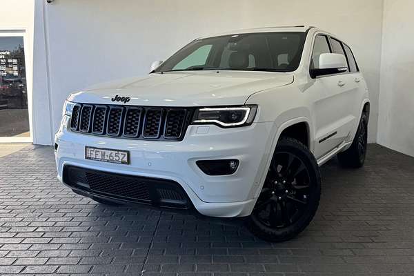 2019 Jeep Grand Cherokee Night Eagle WK