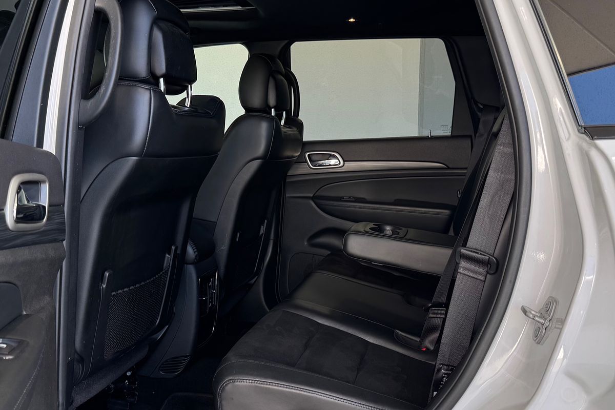 2019 Jeep Grand Cherokee Night Eagle WK